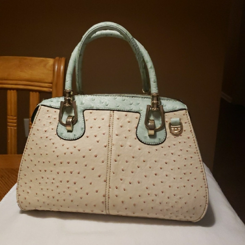 MG COLLECTION Ostrich Print Handbag